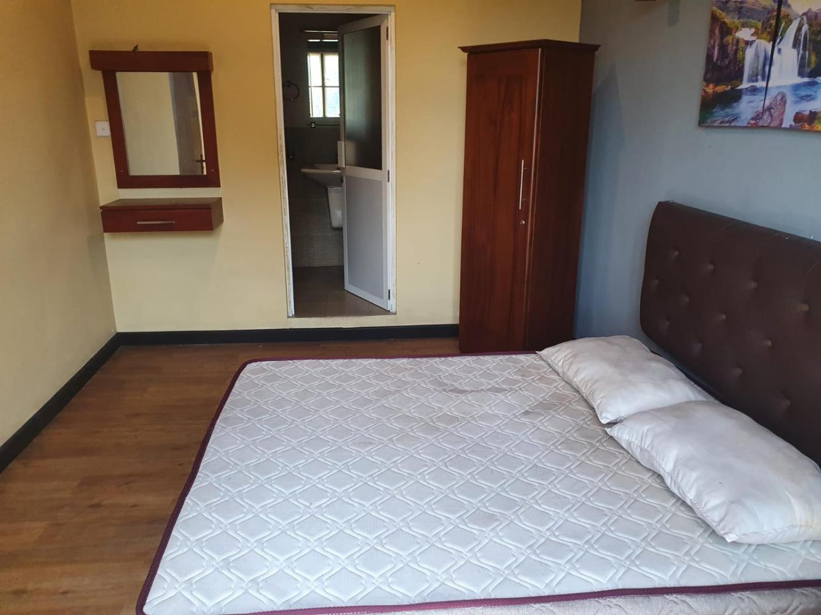 The Empire Inn Ratnapura Bagian luar foto