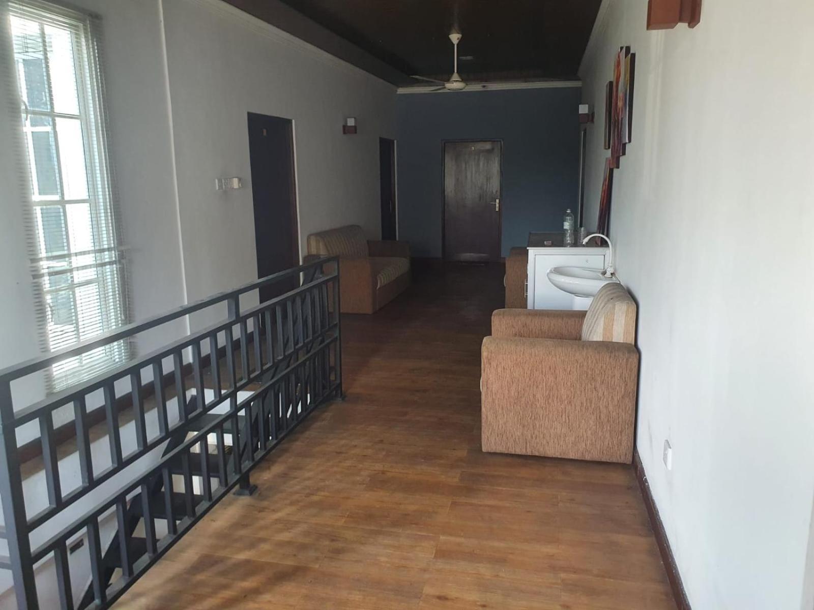 The Empire Inn Ratnapura Bagian luar foto